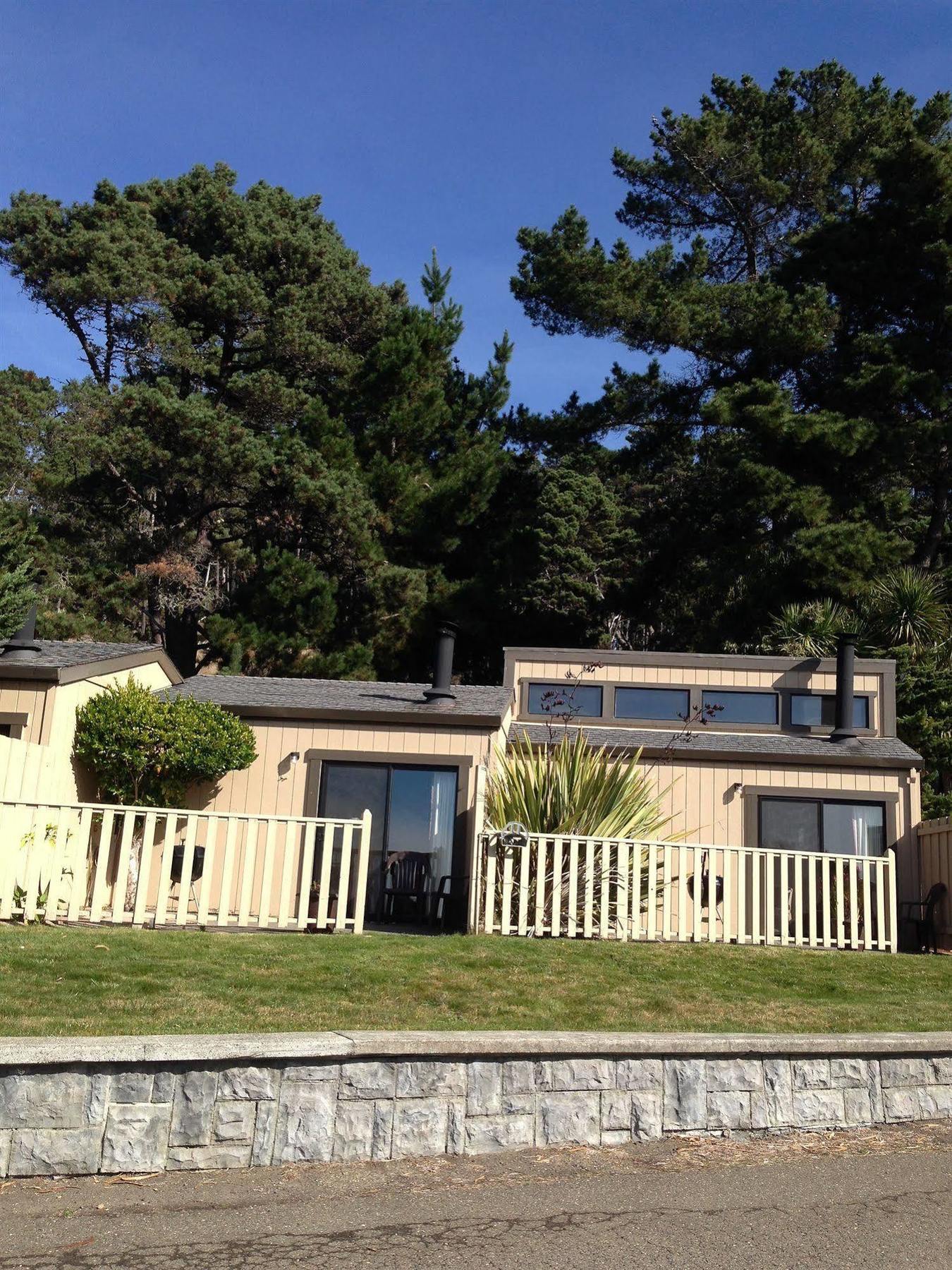 Fort Ross Lodge Jenner Bagian luar foto