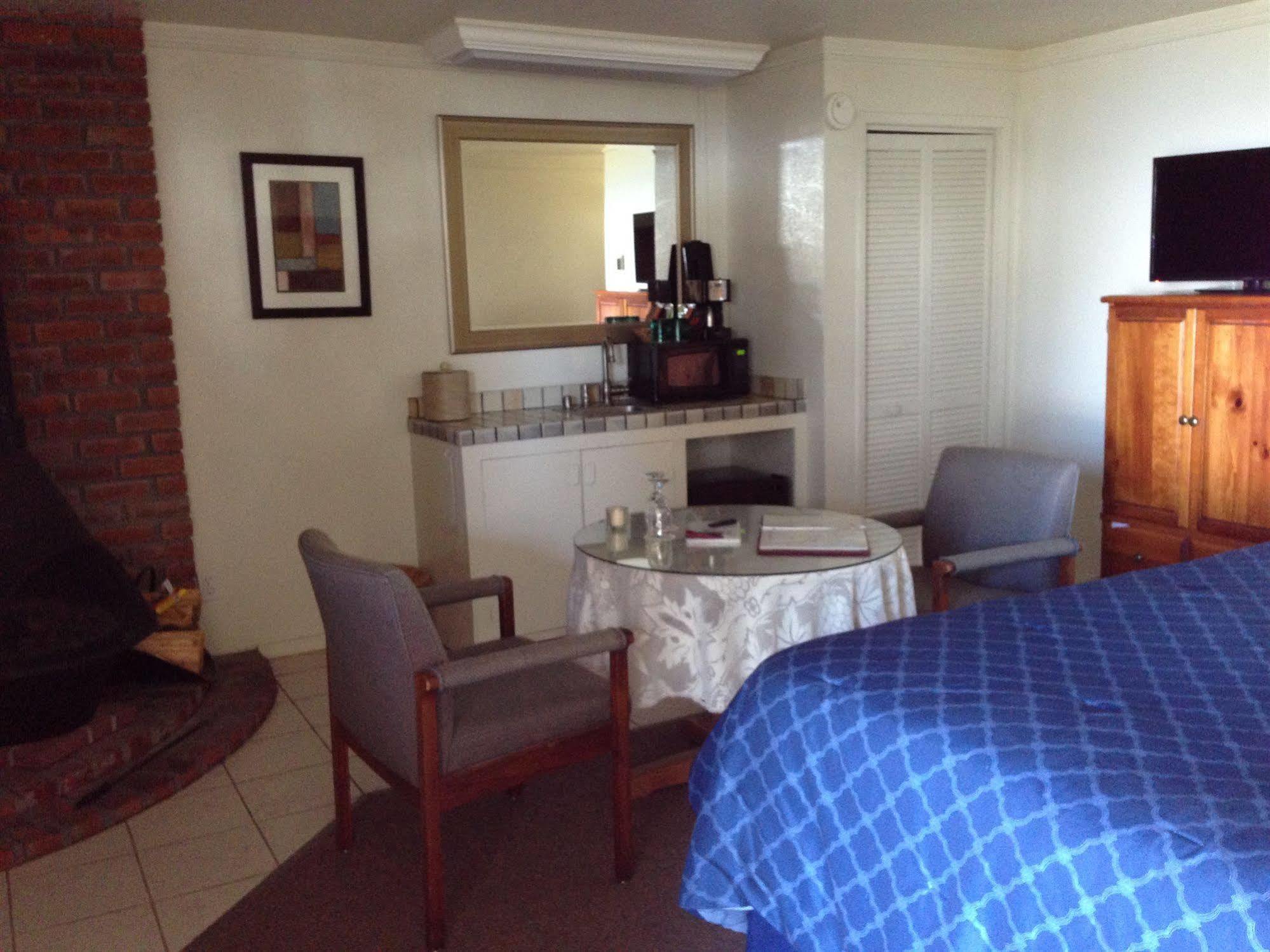 Fort Ross Lodge Jenner Bagian luar foto