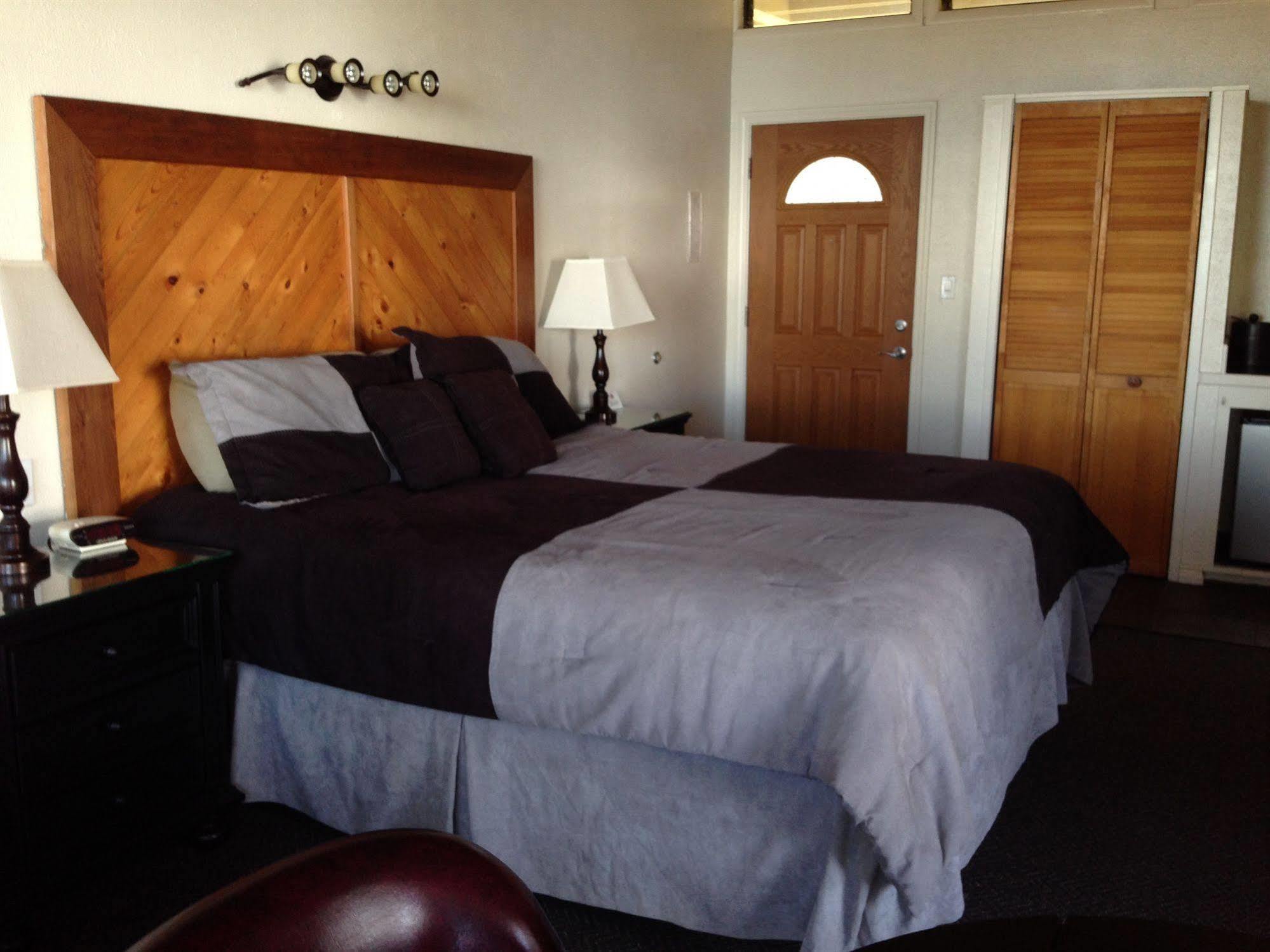 Fort Ross Lodge Jenner Bagian luar foto